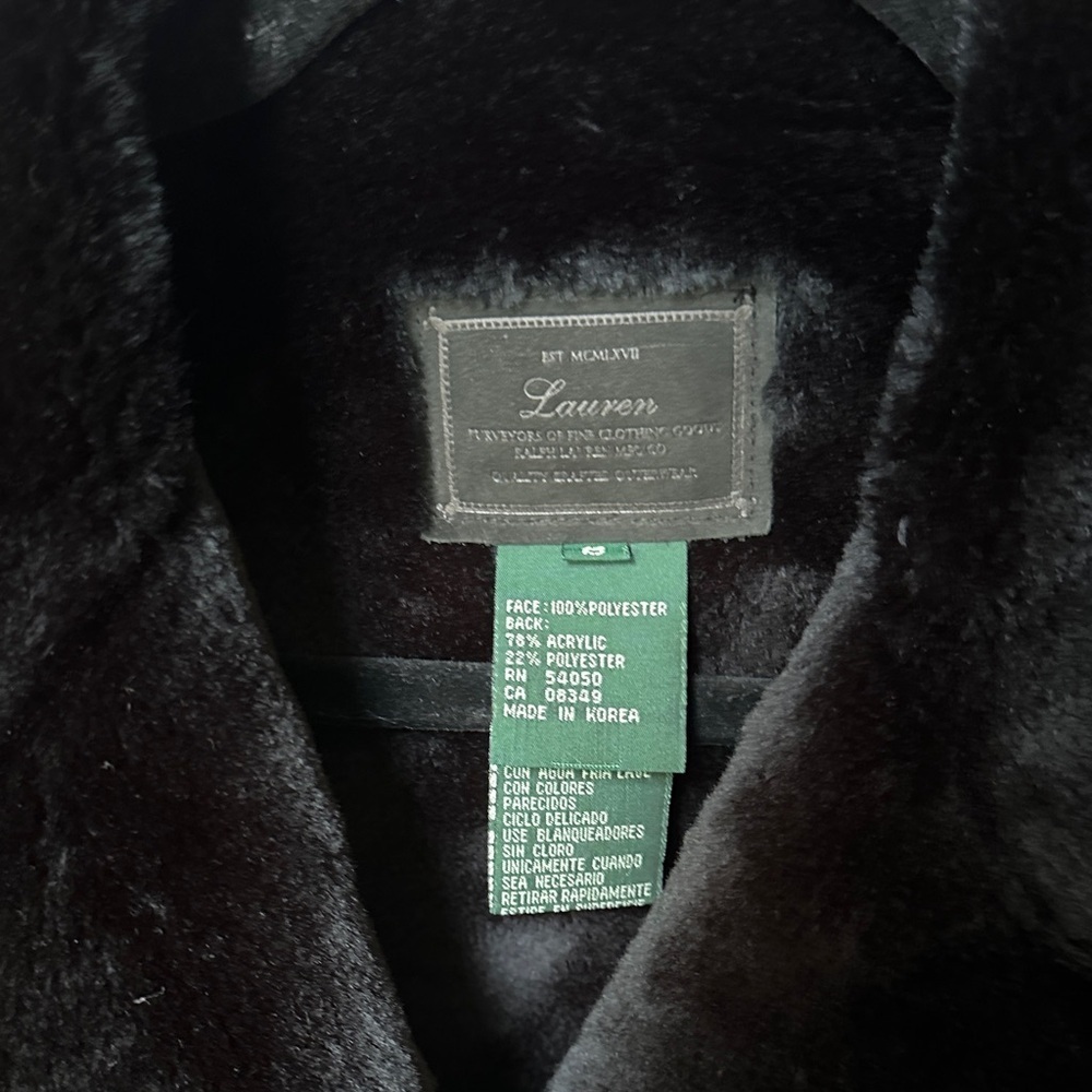 Ralph Lauren Black Label Women's Black Coat with Faux Fur sz small - Picture 2 of 9